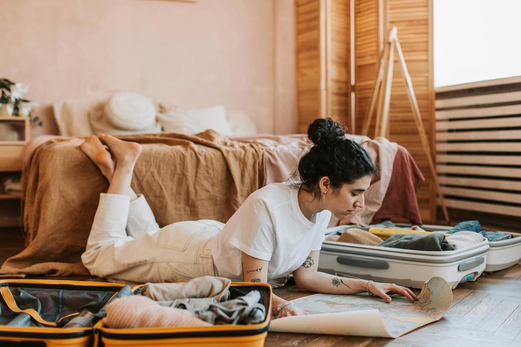 Women travel planning