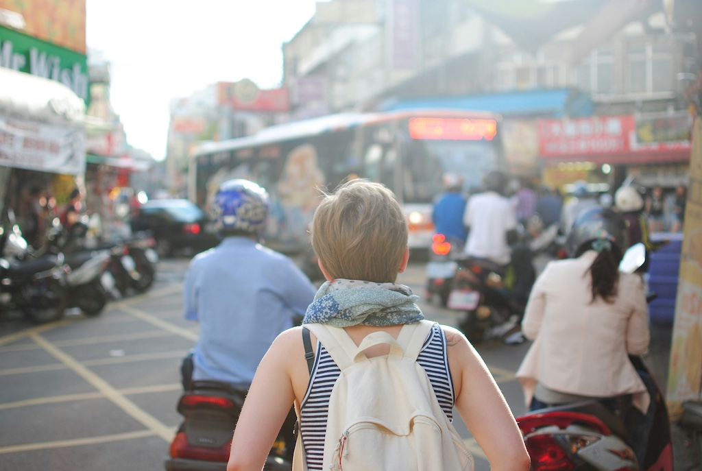 Exploring a New City Without the Heavy Load